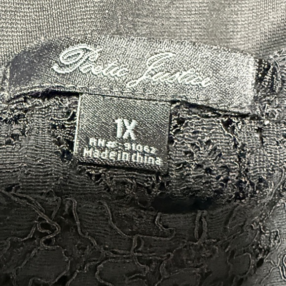 Poetic Justice Top Women’s 1X Black Lace Boat-Neck Pullover - Picture 2 of 6